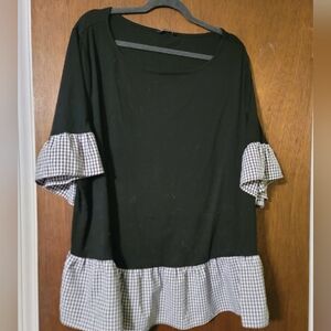 Black and White Checkered Women's Top